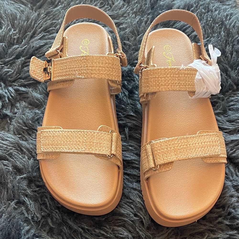 Women Platform Raffia Sandals